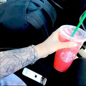 Meet your Posher, Destiny